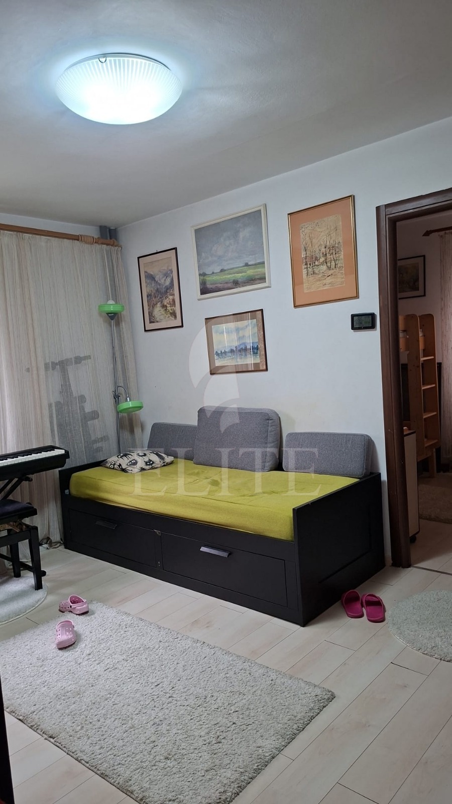 Apartament 3 camere în zona HERMES-1195806