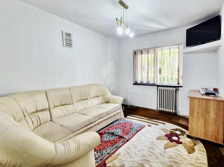 Apartament 3 camere în zona STRAZII PASTEUR-1197087