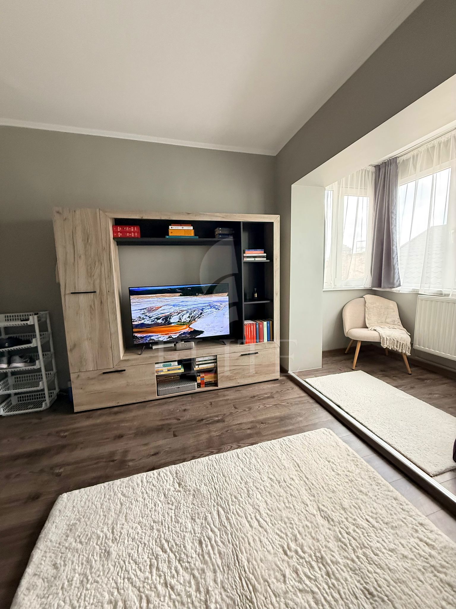 Garsoniera o camera în zona MIHAI VITEAZU-1201131