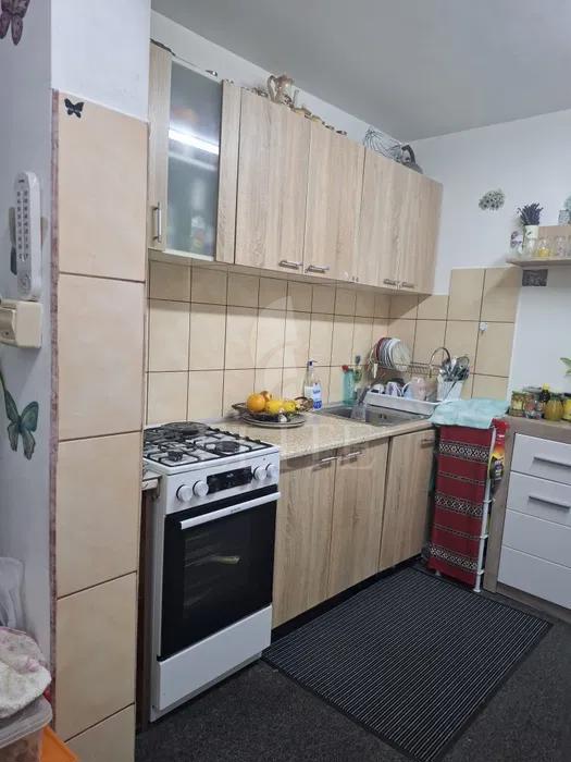 Apartament o camera în zona STRAZII FABRICII DE ZAHAR-1202453