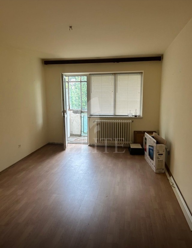 Apartament 4 camere în zona STRAZII GRIGORE ALEXANDRESCU-1202544