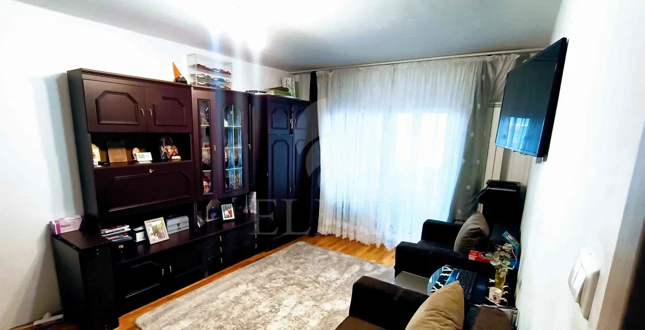 Apartament 2 camere în zona AUREL VLAICU-1203301
