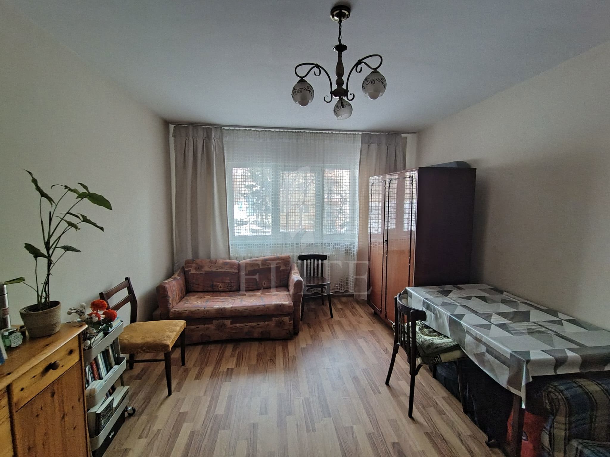 Apartament 3 camere în zona CAMPULUI-1204620