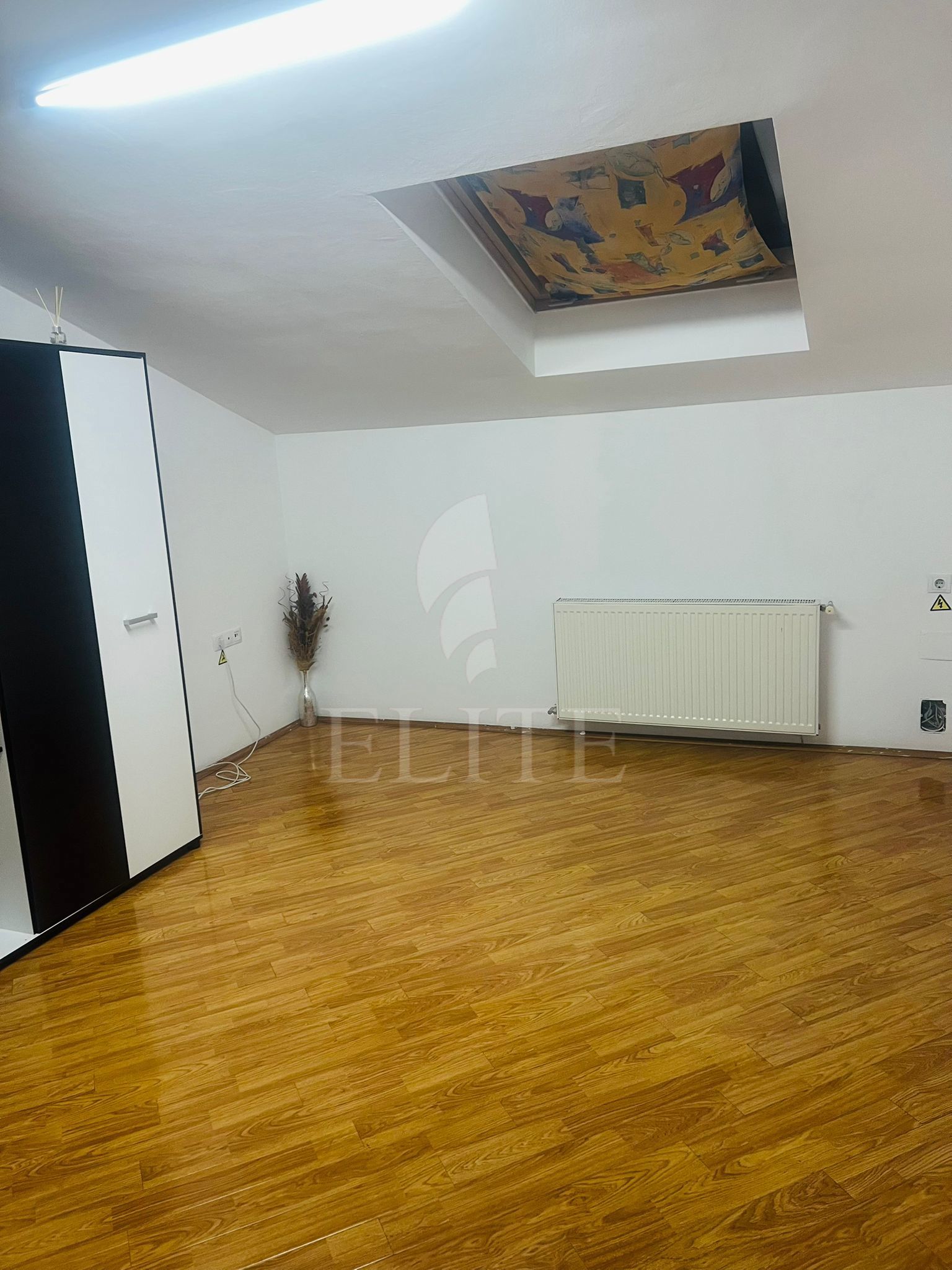 Spatiu 2 camere în zona Piata Stefan cel Mare, Turnul Croitorilor-1205588