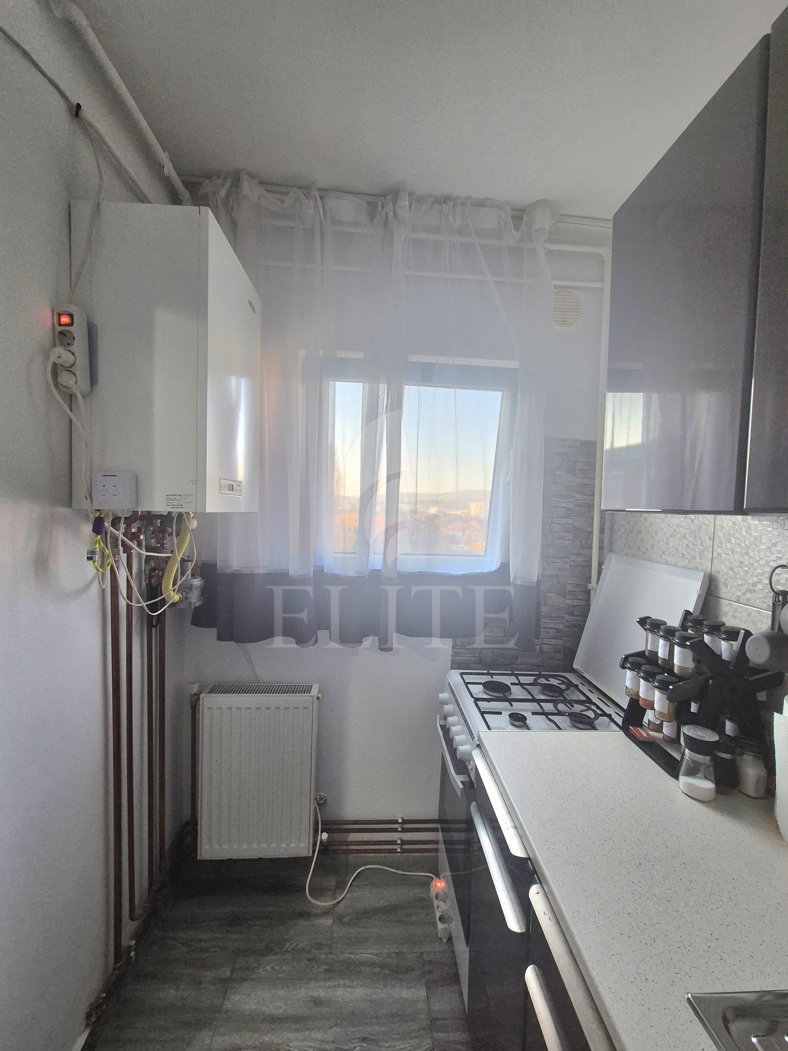 Garsoniera în zona STRAZII FABRICII DE ZAHAR-1206574