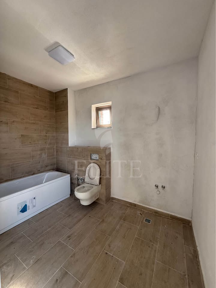 Apartament 3 camere în zona BORHANCI-1207125