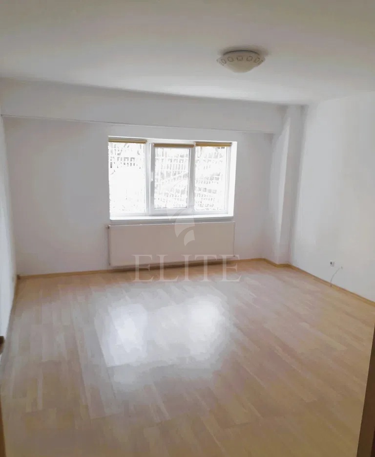 Apartament o camera în zona PIATA CIPARIU-1207204
