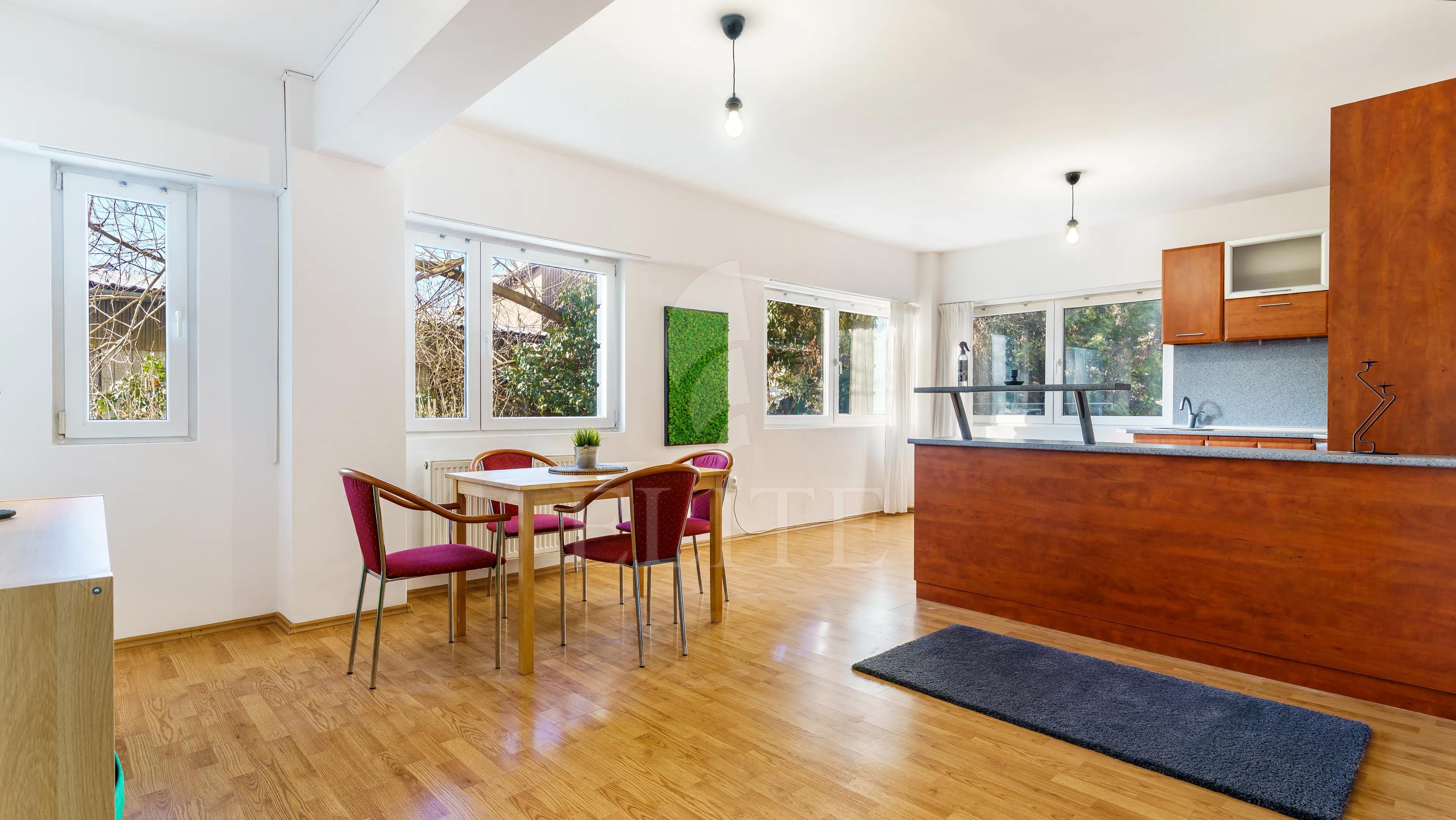 Apartament 2 camere în zona BLOCUL SPRAY-1207458