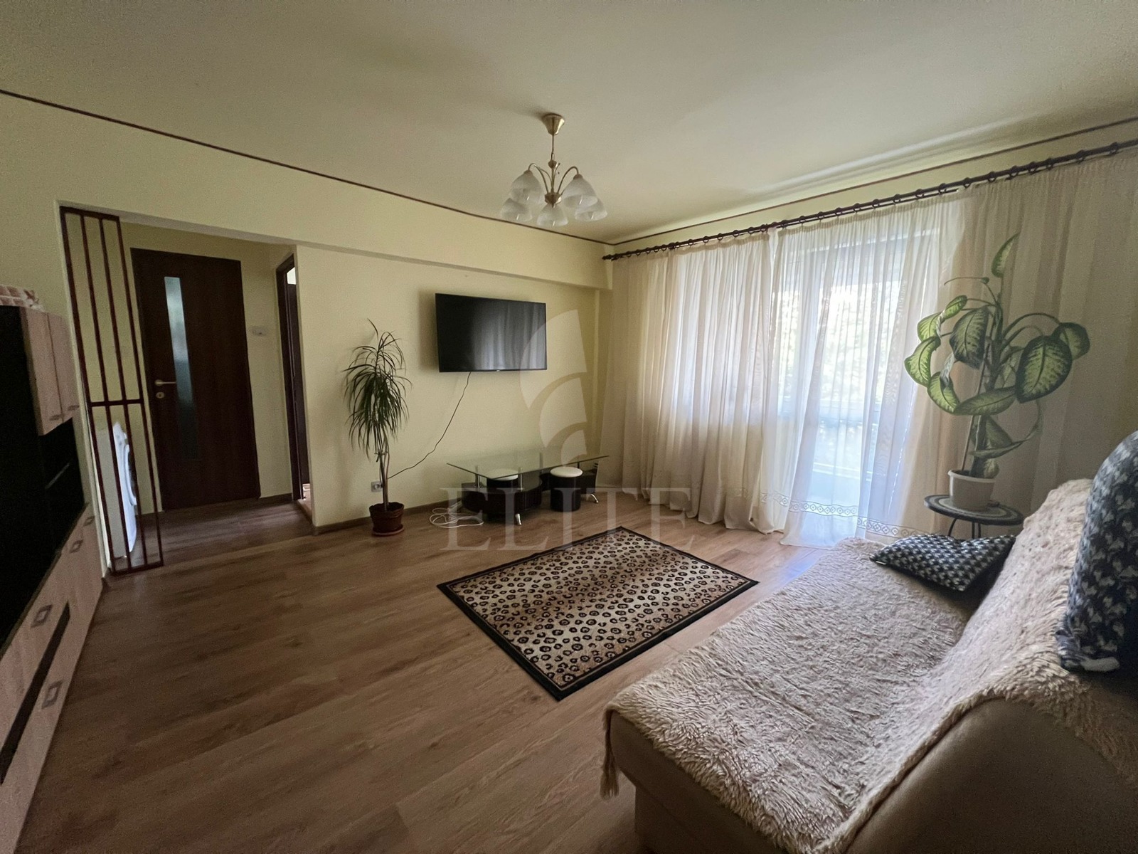 Apartament 2 camere în zona FANTANELE-1211781