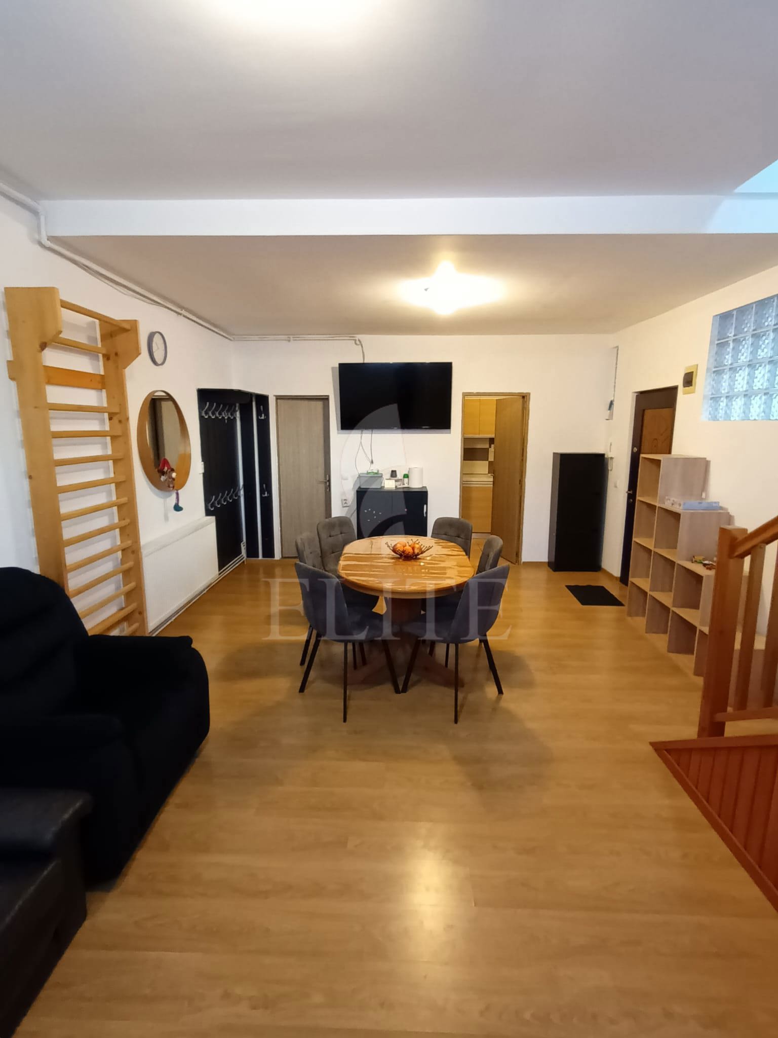 Apartament 3 camere în zona STRAZII TRAIAN-1212752