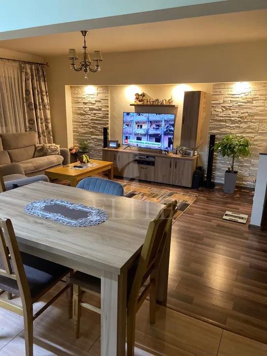 Apartament 4 camere în zona MANASTUR-1213312