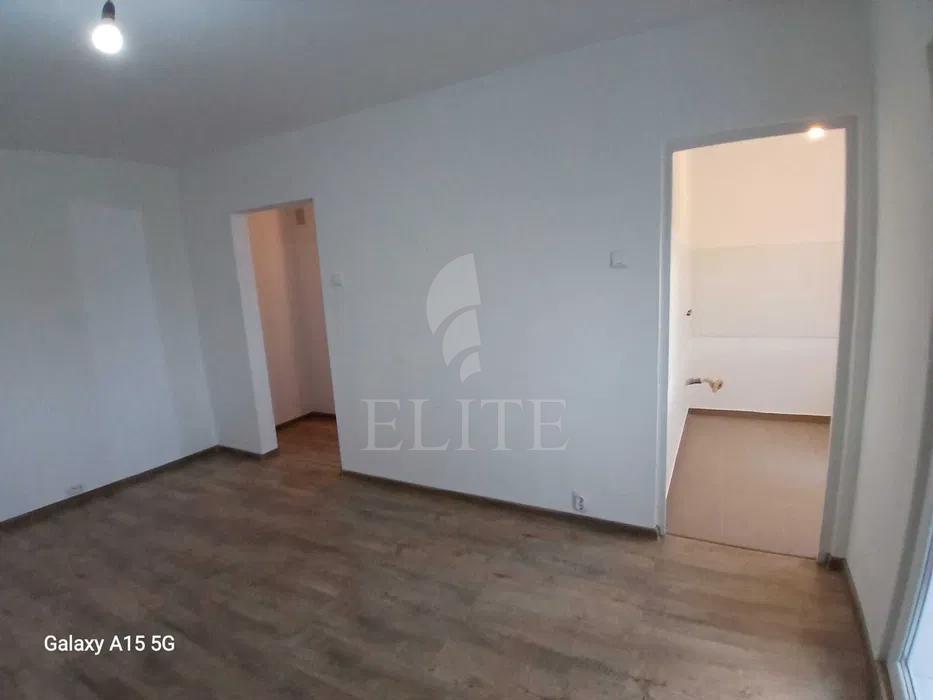 Garsoniera în zona PLOPILOR-1215314