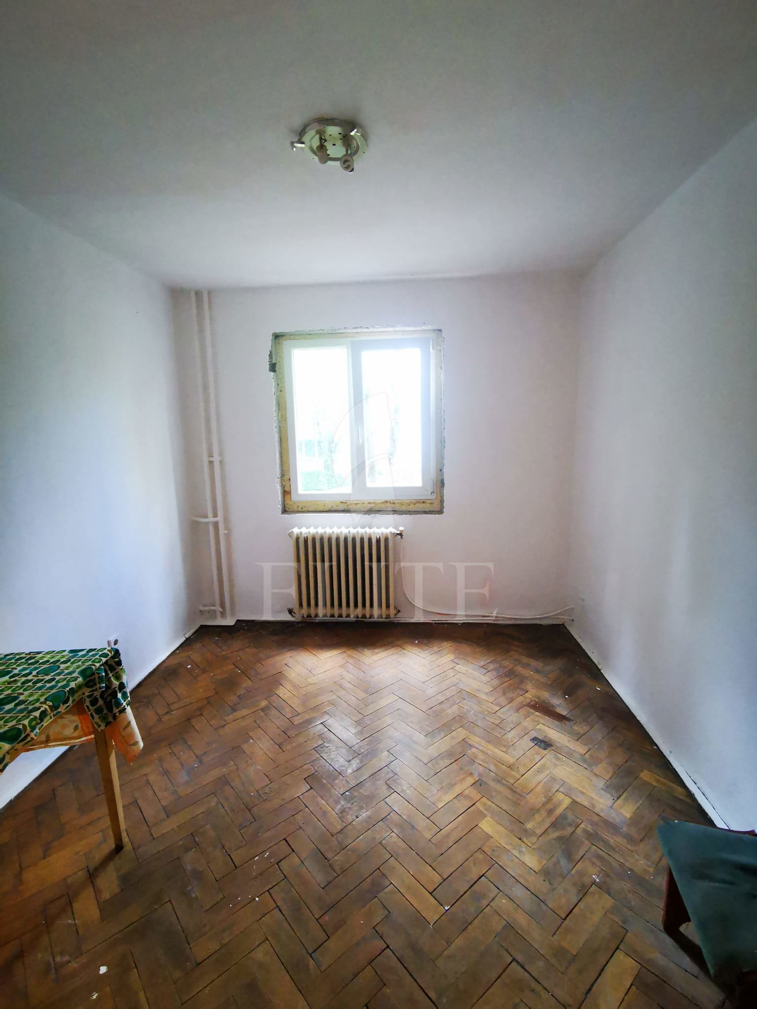 Apartament 3 camere în zona STRAZII GRIGORE ALEXANDRESCU-1221298