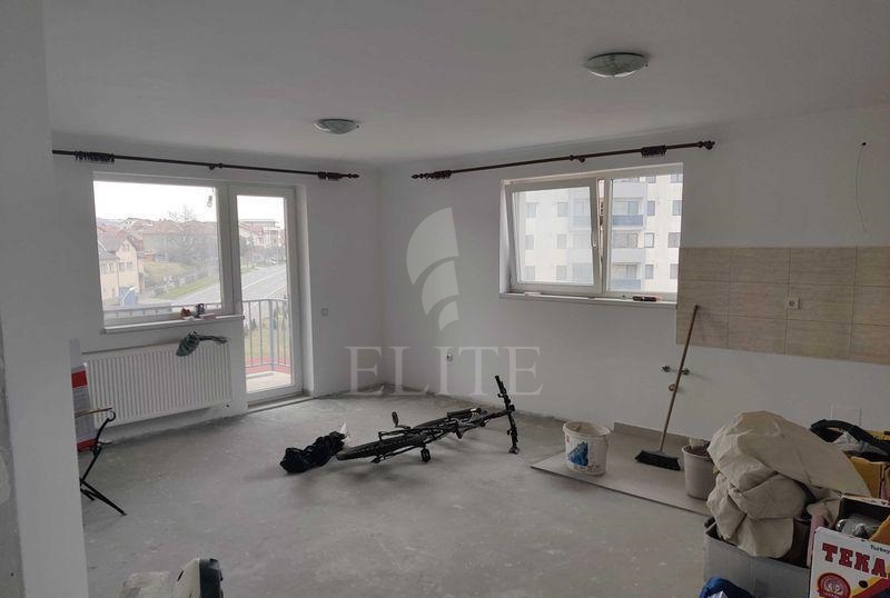 Apartament 3 camere în zona DAMBU ROTUND-1221509