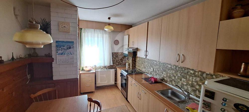Apartament 3 camere în zona INTERSERVISAN-1221615