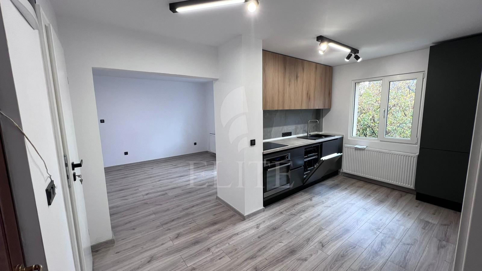 Apartament 3 camere în zona GRIGORE ALEXANDRESCU-1222127