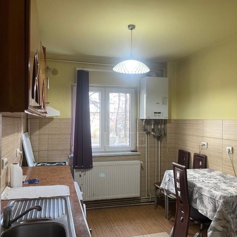 Apartament 3 camere în zona AUREL VLAICU-1222316