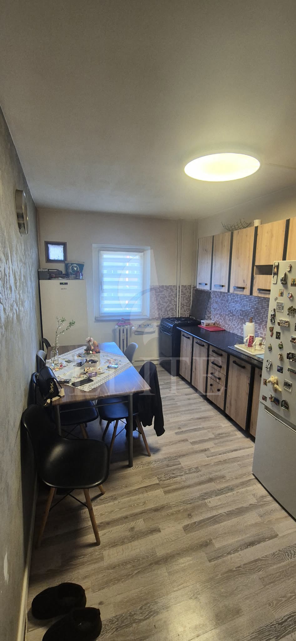 Apartament 3 camere în zona CASA VIKINGILOR-1222800