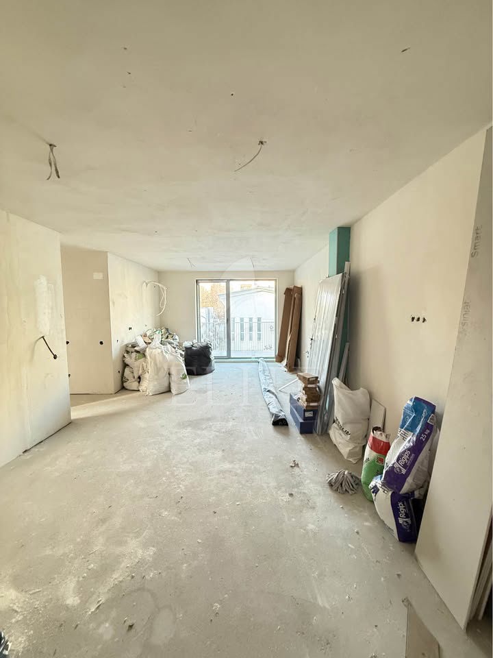 Apartament 3 camere în zona INTRE LACURI-1222867