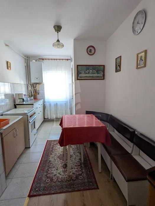Apartament 4 camere în zona BIG-1224463