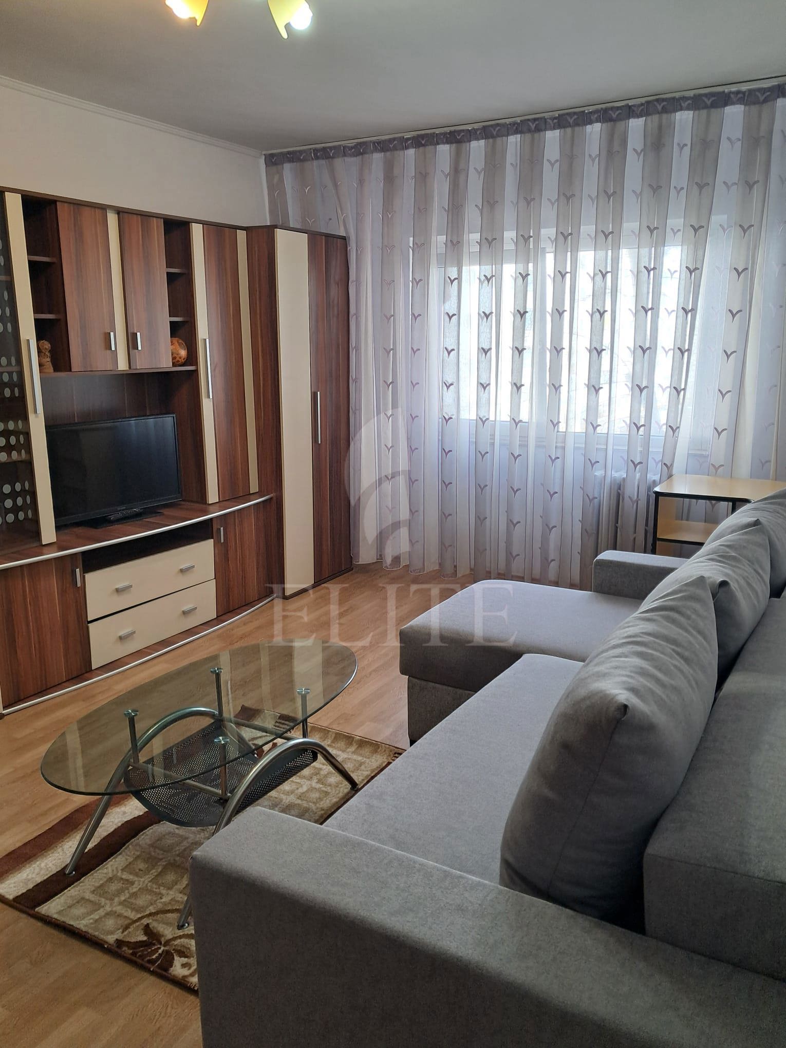 Apartament o camera în zona CALEA FLORESTI-1227233