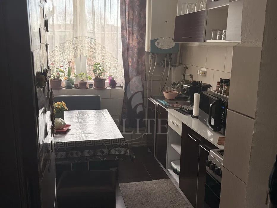 Apartament 2 camere în zona SEMICENTRALA-1228139