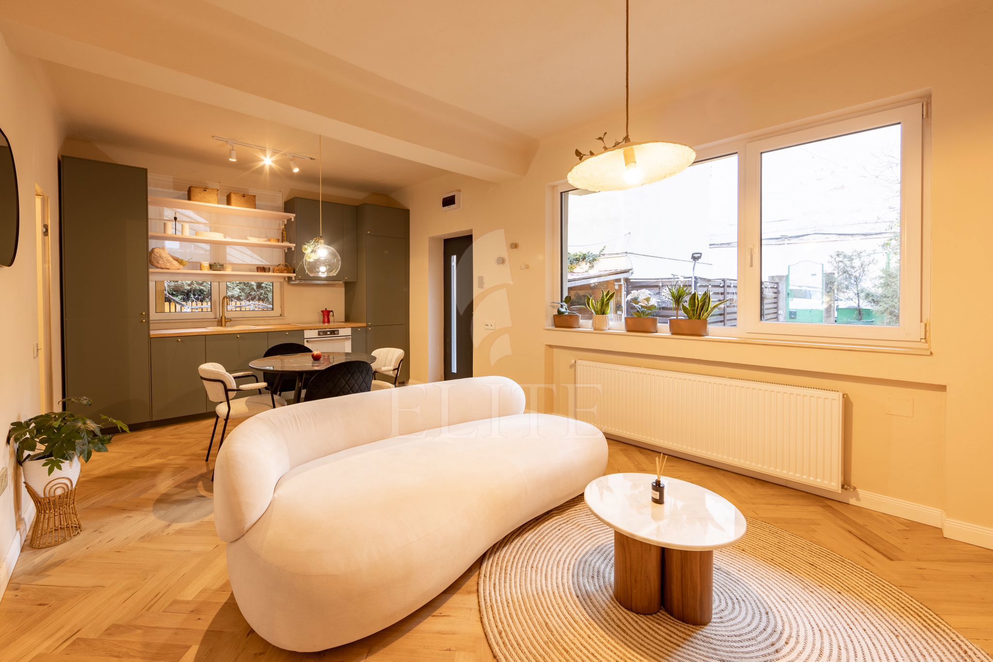 Apartament 2 camere în zona CENTRALA-1228248