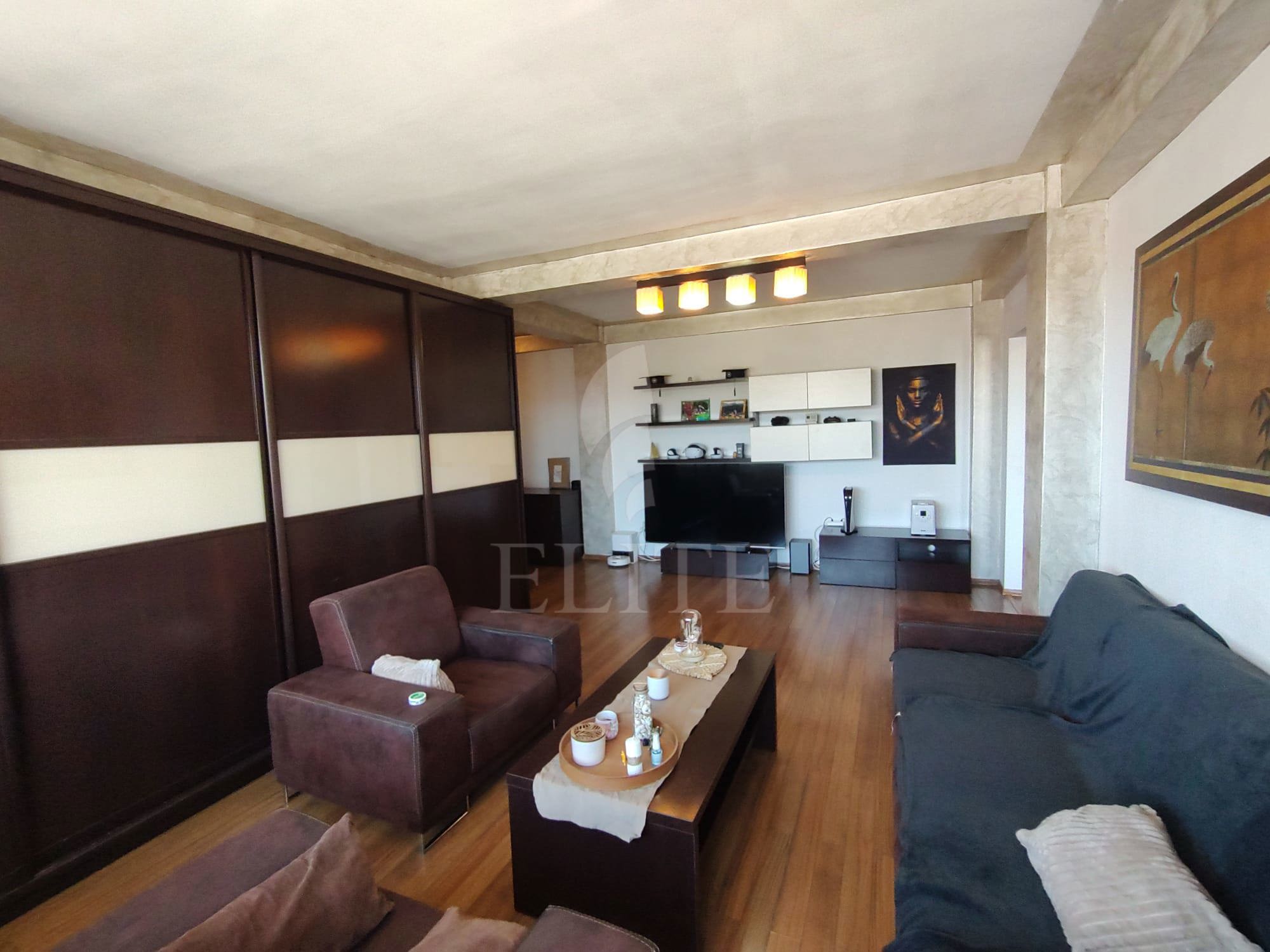 Apartament 2 camere în zona STRAZII BUCURESTI-1228533