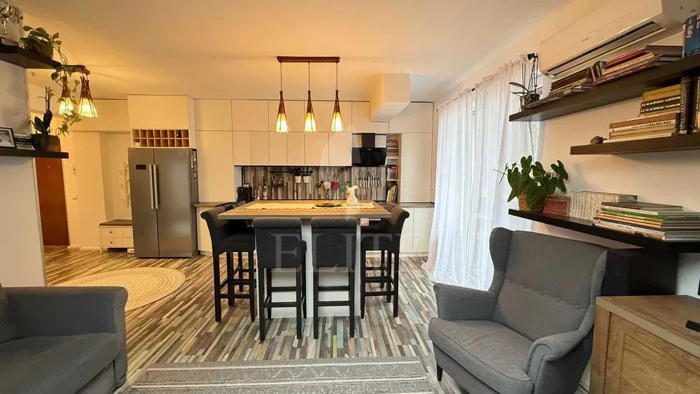 Apartament 2 camere în zona STRAZII EDGAR QUINET-1229821
