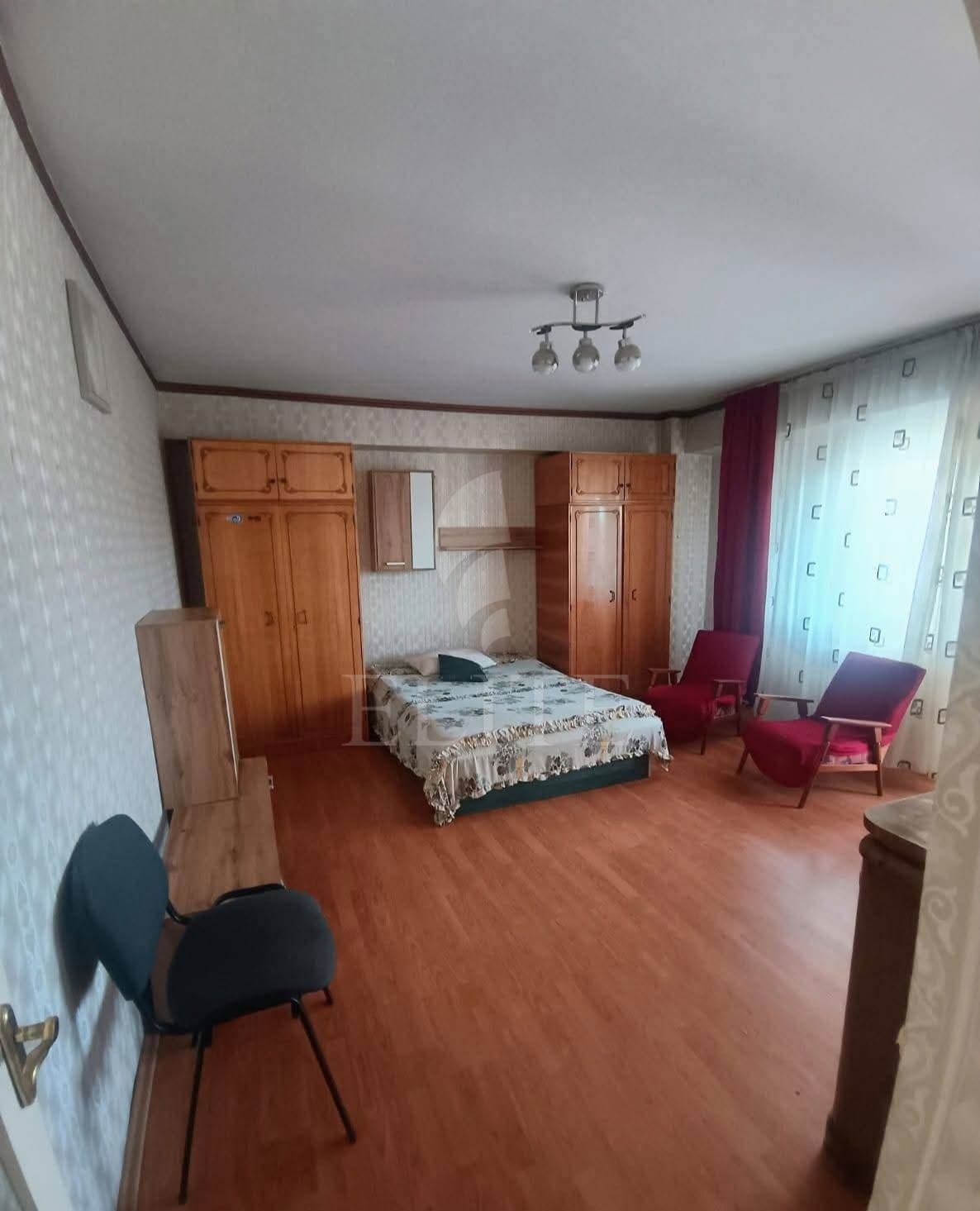 Apartament 2 camere în zona INTERSERVISAN-1230372