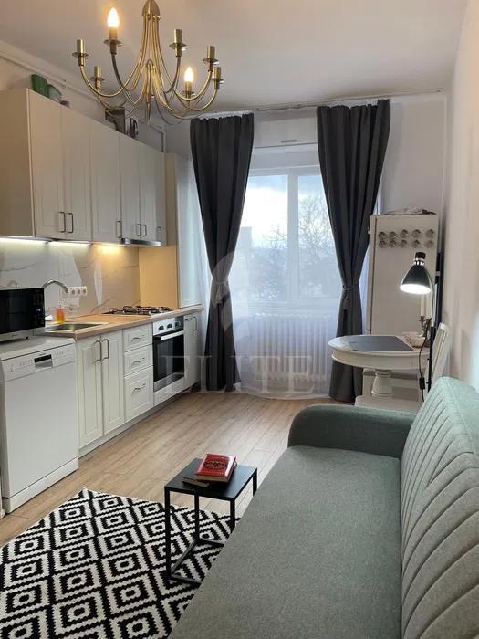 Apartament o camera în zona DAMBUL ROTUND-1236116