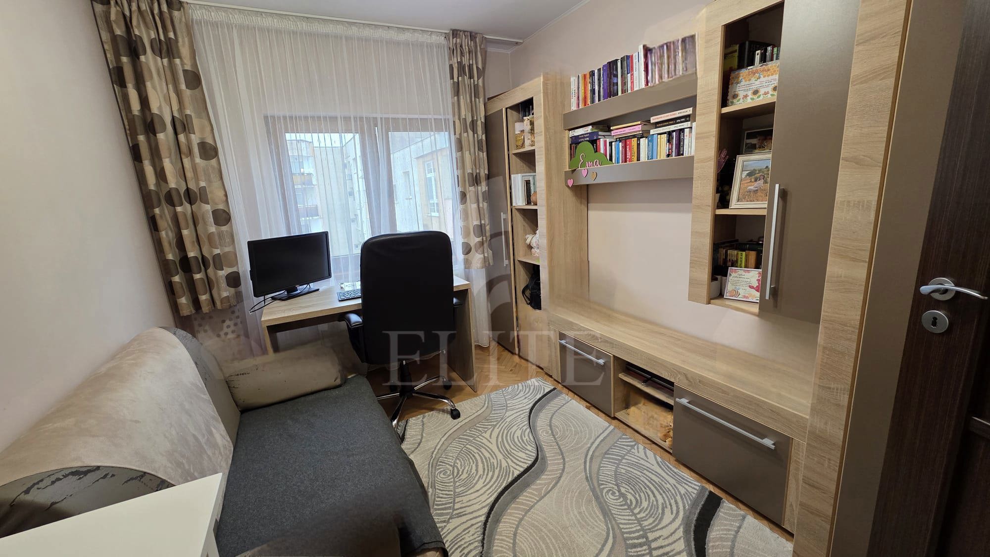 Apartament 3 camere în zona STRAZII CALEA FLORESTI-1240548