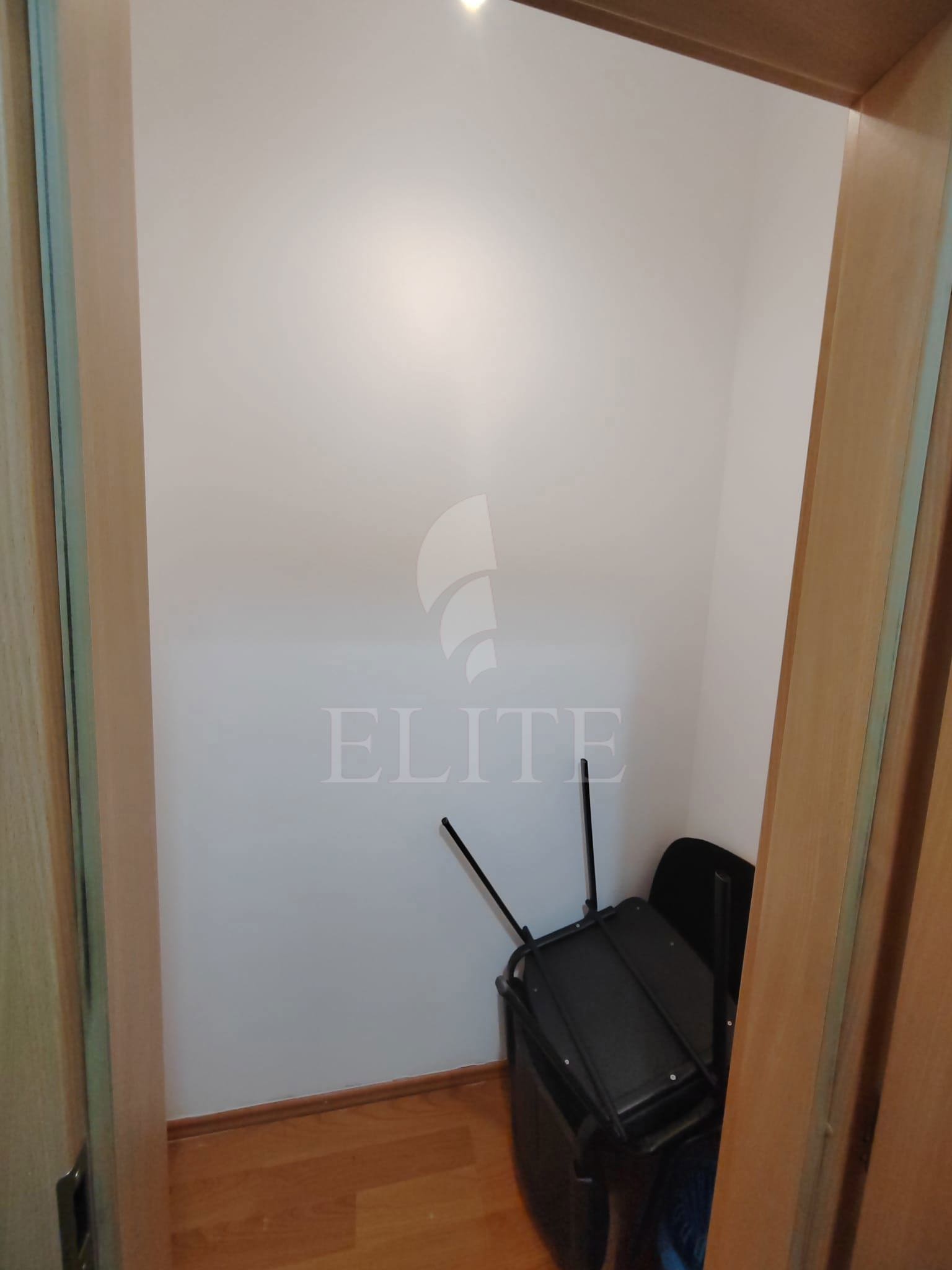 Apartament o camera în zona MODENA-1241534