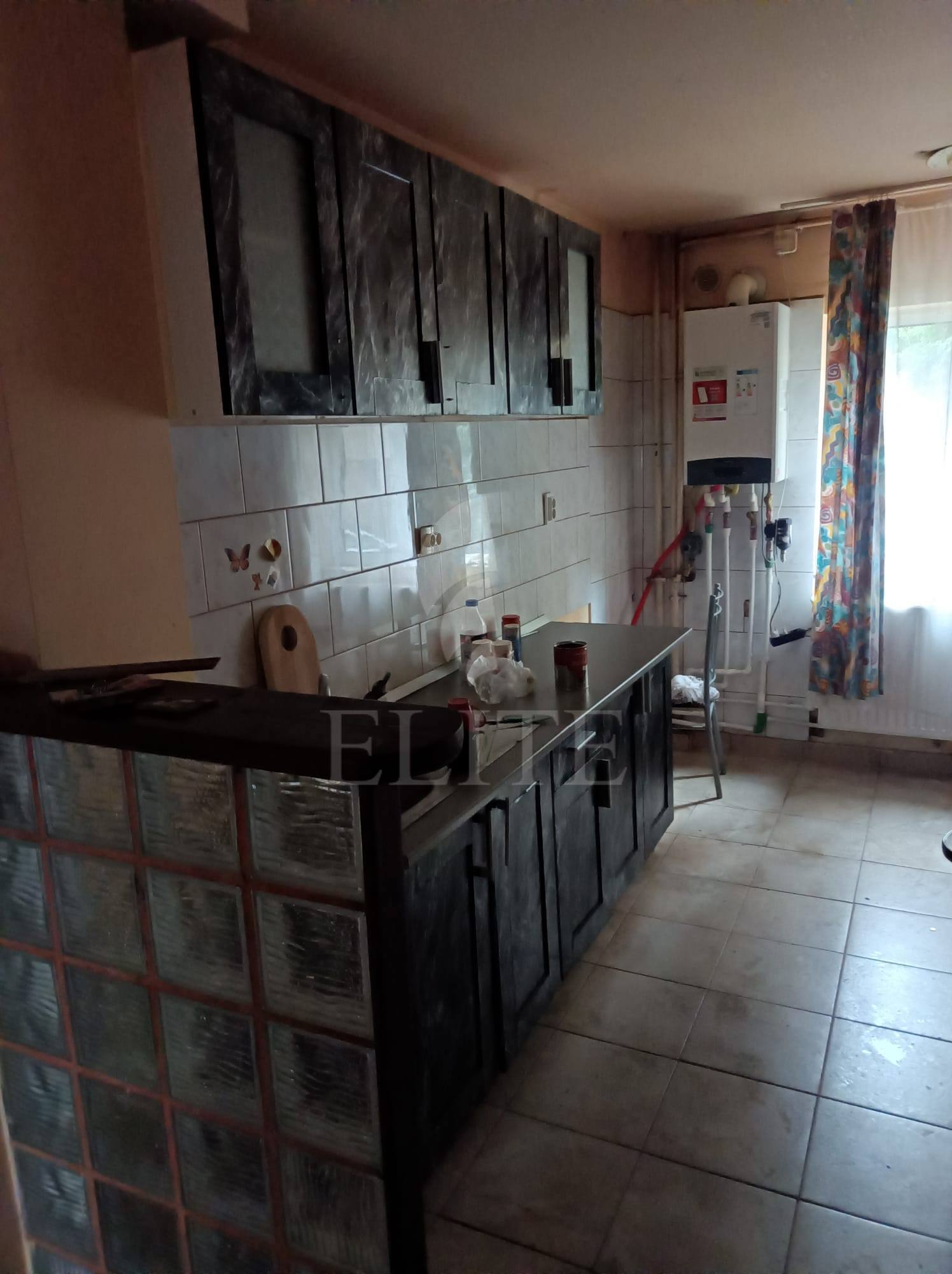Apartament 3 camere în zona STRAZII AUREL VLAICU-1245761