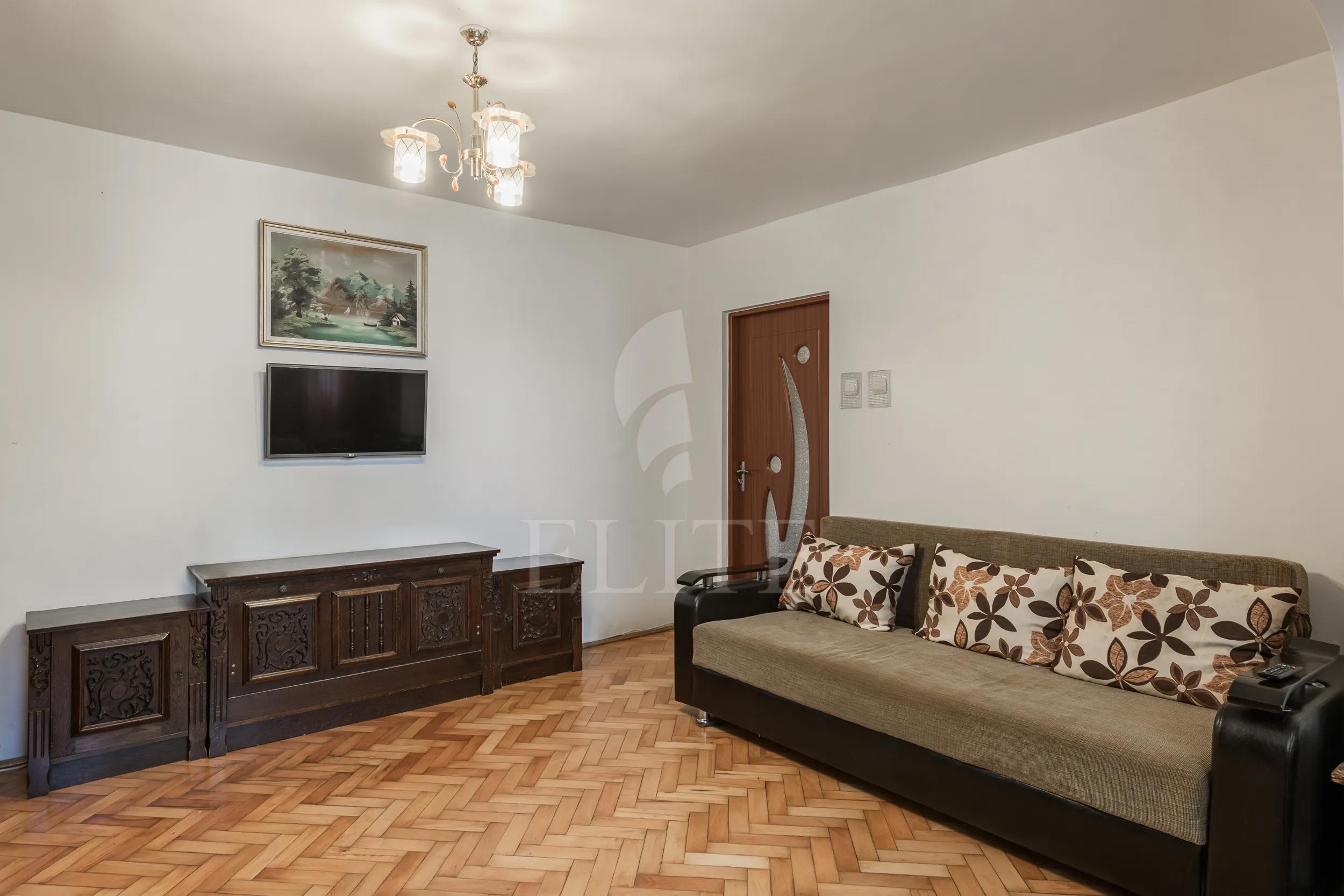 Apartament 3 camere în zona STRAZII PADIN-1246621