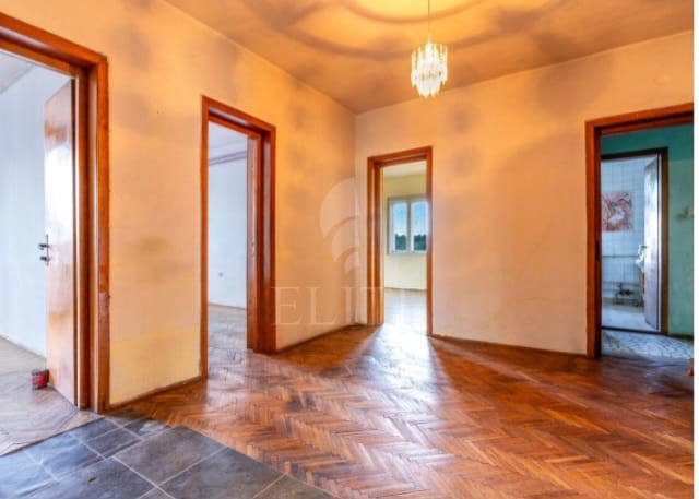 Apartament 4 camere în zona GRUIA-1247263