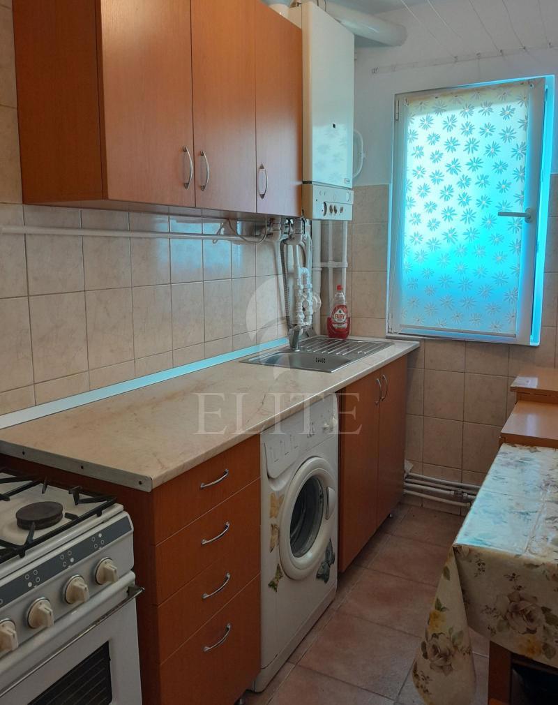 Apartament 3 camere în zona MC DONALDS-1247888