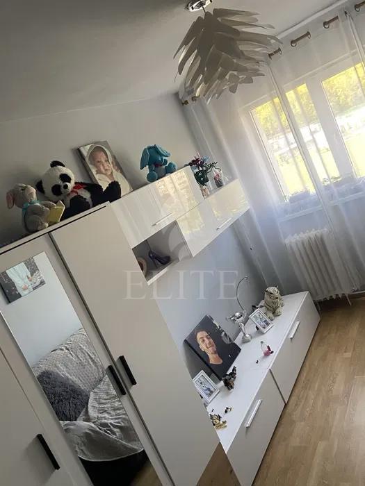 Apartament 4 camere în zona STRAZII MEHEDINTI-1248194