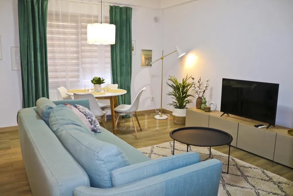 Apartament 4 camere în zona GRUIA-1248539