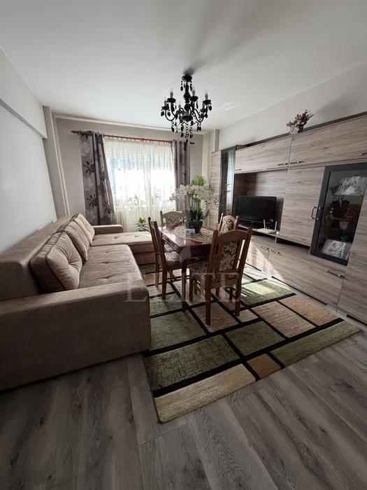 Apartament 4 camere în zona PIATA FLORA-1248748