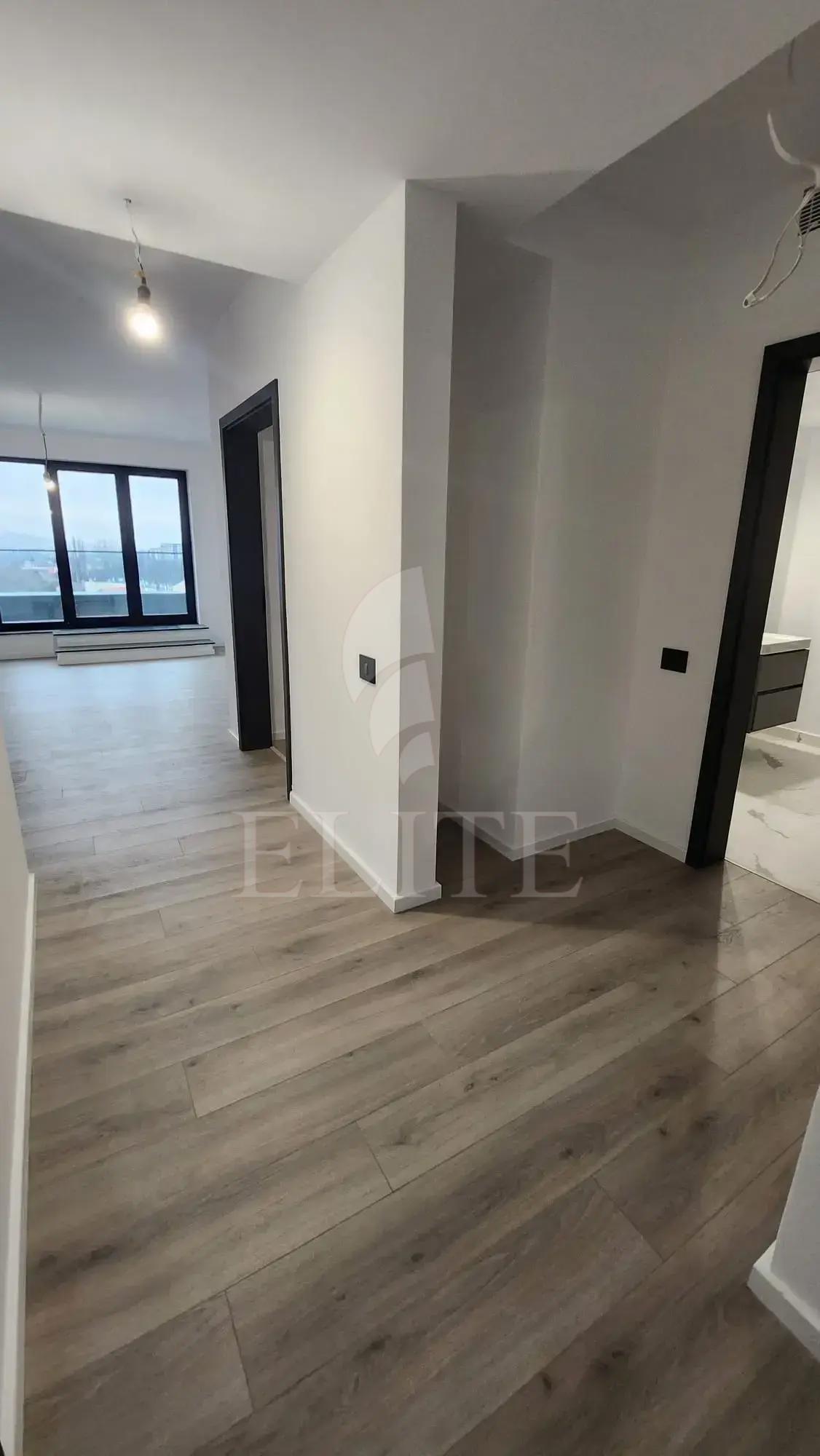 Apartament 3 camere în zona p-ta Garii-1249692