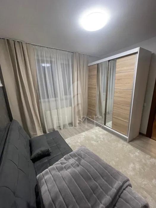 Apartament 3 camere în zona IRIS-1250795