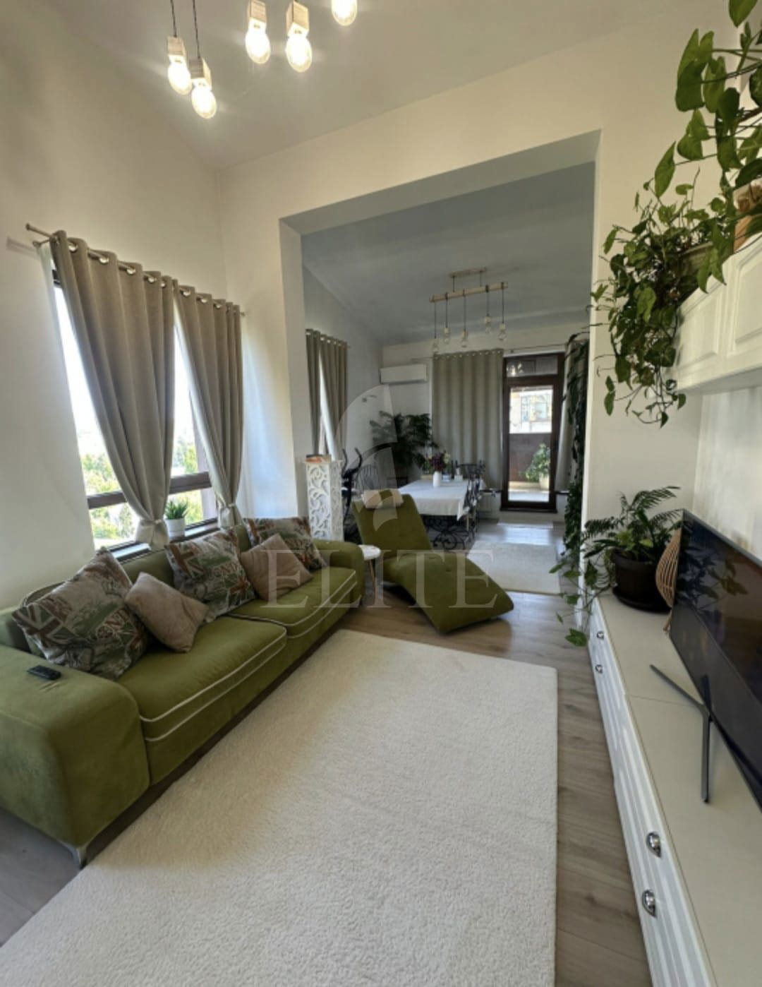 Apartament 4 camere în zona PLOPILOR-1252804