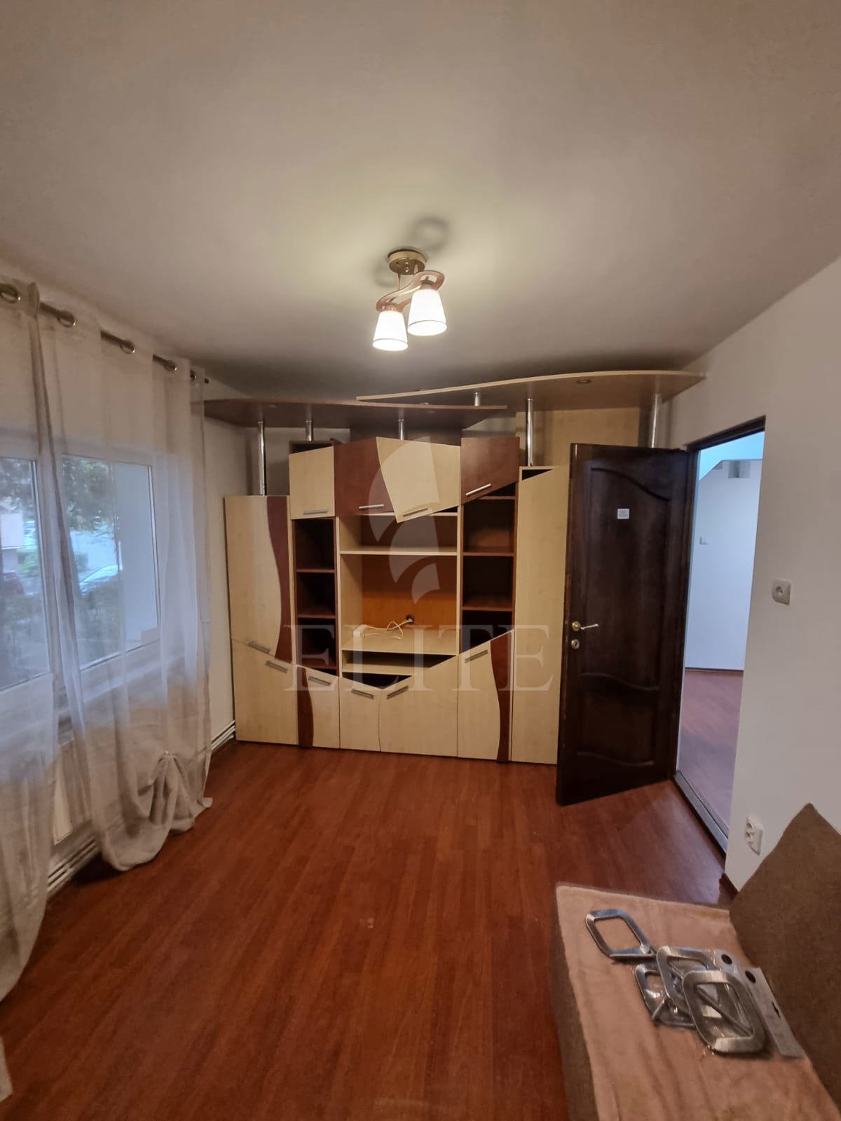 Apartament 3 camere în zona  ZORILOR-1253133
