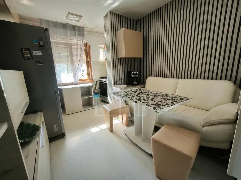 Apartament 3 camere în zona INTRE LACURI-1253400