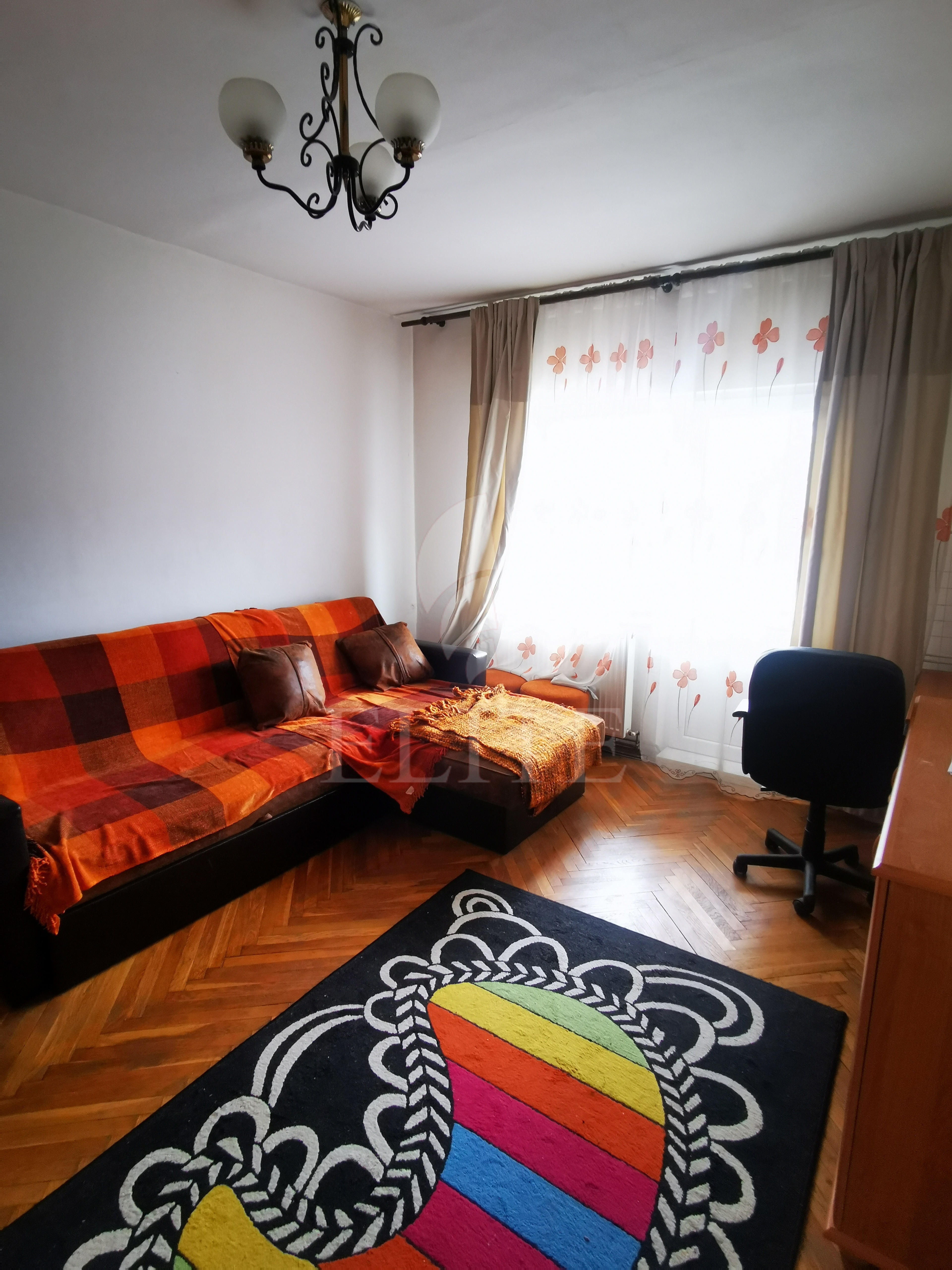 Apartament 2 camere în zona ALEXANDRU VLAHUTA-1253533