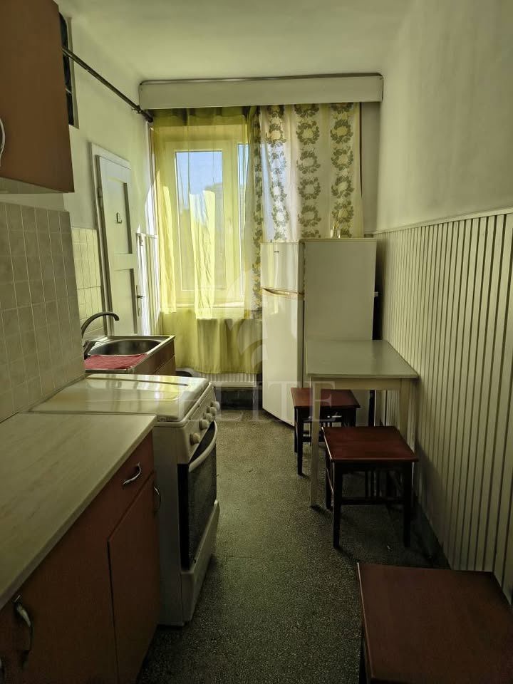 Apartament o camera în zona SEMICENTRALA-HOREA-1253681