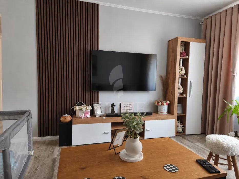 Apartament 3 camere în zona INTRE LACURI-1255059