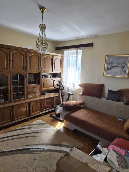 Apartament 3 camere în zona MC DONALDS-1259504