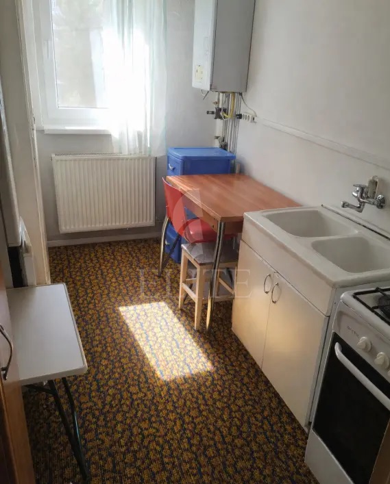Apartament 3 camere în zona MEHEDINTI-1259515